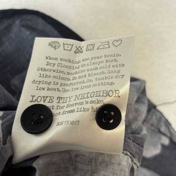 Descendant of Thieves Floral Long Sleeve Button Down Shirt Size Ash Black Size L - Picture 9 of 12